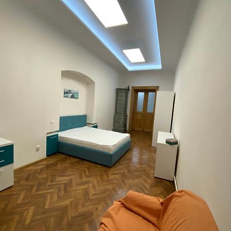 Centre Ville Apartment Клуж-Напока Екстериор снимка